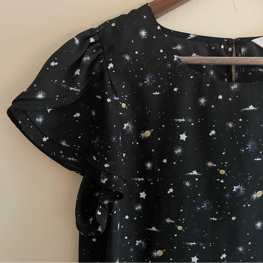 π 2 for $20!! π BCBGeneration Astrological Sun and Stars Blouse - Picture 2 of 9